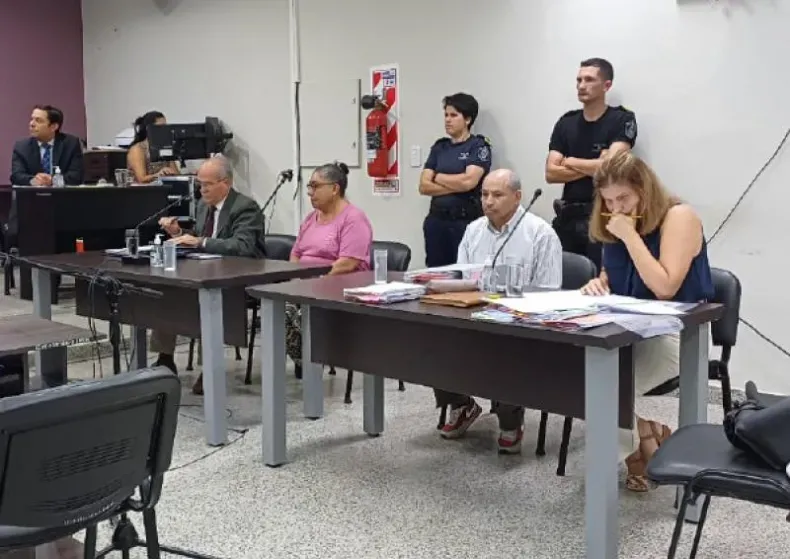 Condenaron al padre abusador  y a su tía maltratadora , hoy los jueces darán a conocer los años de cárcel 