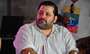 Julio Galarza “ Los concejales venden un show que no sirve”