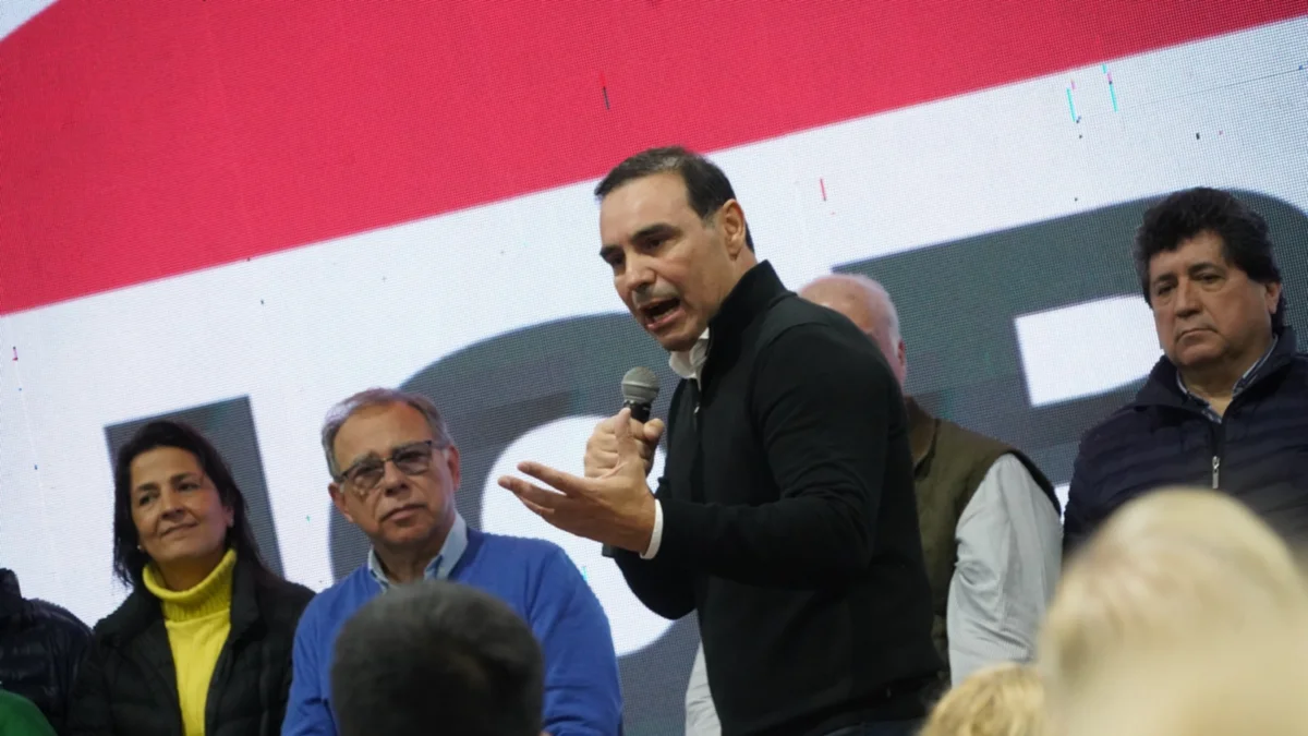 Amplio apoyo a Valdés para presidir la UCR