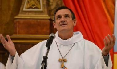 Adolfo R Canecín  “Mientras se pierdan chicos de nada va a servir tener templos  bellos”