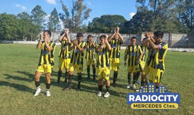 Mercedes : Comunicaciones  volvió a ganar y se afirma en el Provincial