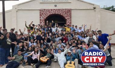 Entusiasta misión realizan católicos en Felipe Yofre