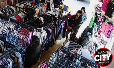 MERCEDES: robaron en una tienda céntrica y buscan a los autores