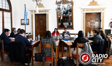 Mercedes: el Concejo Deliberante aprobó proyectos sobre semáforos, luminarias y violencia digital