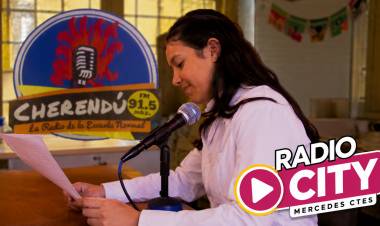 Mercedes: alumnos de la Escuela Normal promocionan su radio escolar con una creativa campaña