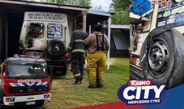 Mercedes: investigan un incendio intencional en un vehículo