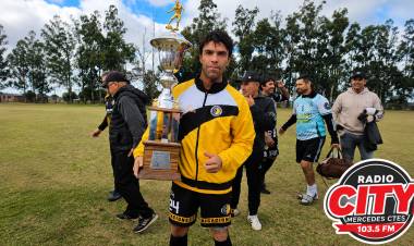 Comunicaciones de Mercedes fue subcampeón provincial de Veteranos +40 en Bella Vista