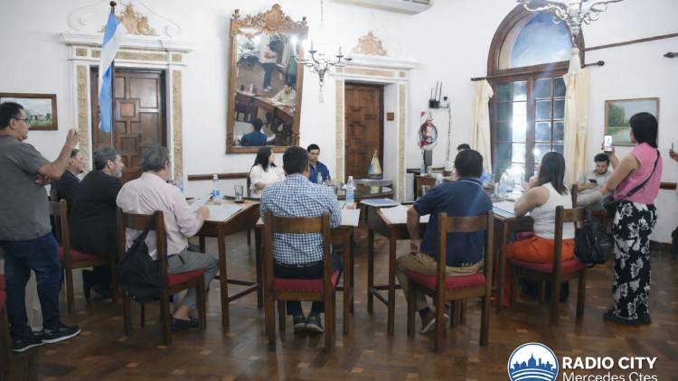 Mercedes: aprobaron el pliego de Jorge Navia y se redefinieron los bloques del Concejo