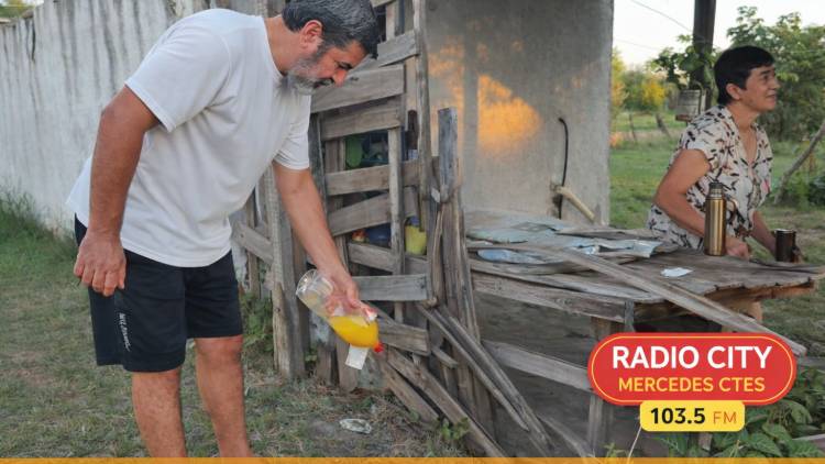 Mercedes: Entre la solidaridad y la creatividad, una fumigación que llamó la atención