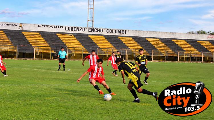 Fútbol de Mercedes: Castello y Comunicaciones protagonizaron un partidazo y empataron 1 a 1