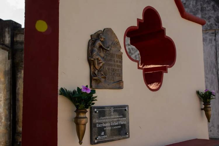 Honrando El Legado Del Primer Intendente de Mercedes