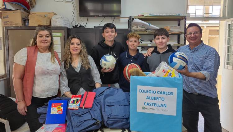 Mariano I Loza : Entrega de elementos escolares a instituciones educativas.