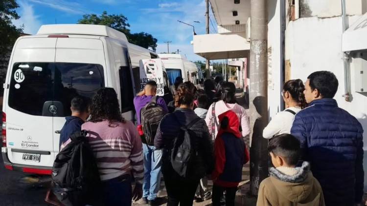 Fin de semana Largo: Importante cantidad de turistas eligieron visitar La Piedra Itá Pucú