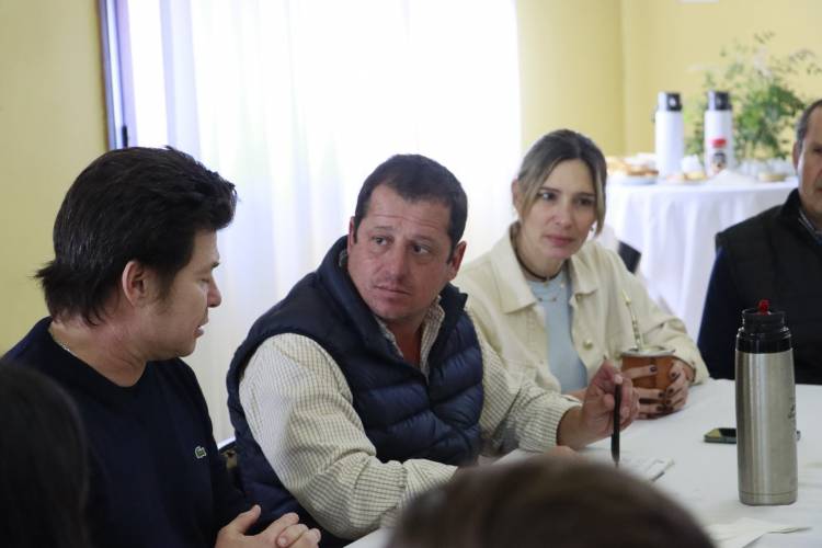 Candidatos de LLA se reunieron con productores en la Rural de Mercedes