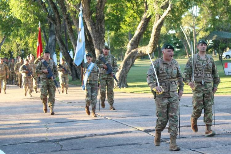 Acto por el Día del Arma de Artillería y homenaje a Santa Bárbara en la Guarnición Ejército Mercedes