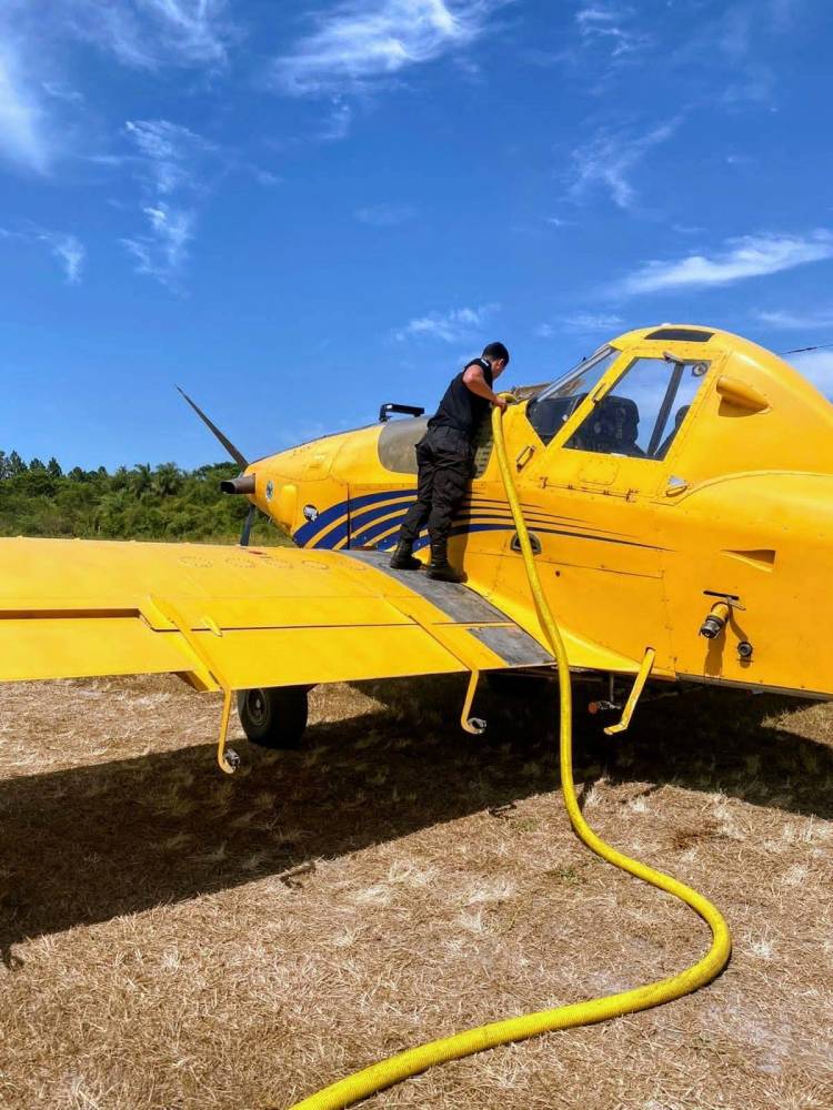 Corrientes refuerza el operativo aéreo para combatir incendios forestales