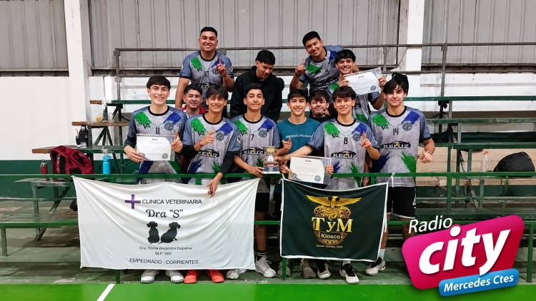 Mercedes: el equipo San Pedro se consagró campeón en Empedrado y sigue dejando en alto al vóley mercedeño