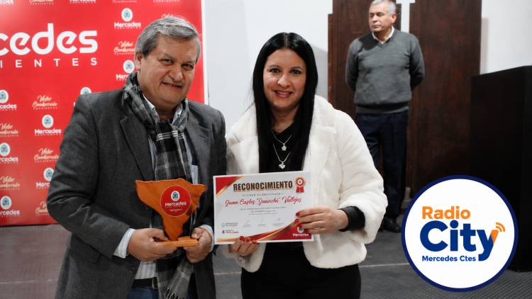 Mercedes rindió homenaje a sus escritores en una noche de reconocimiento y emoción
