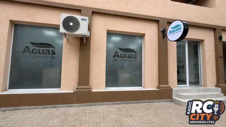 Mercedes: Aguas de Corrientes estrenó nueva oficina comercial sobre calle Rivadavia